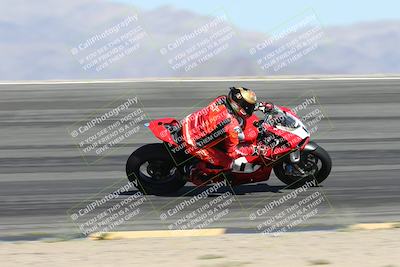 media/May-10-2025-Race Pace (Sat) [[db32fef2da]]/Vested/3-Bowl Set 1 (9am)/